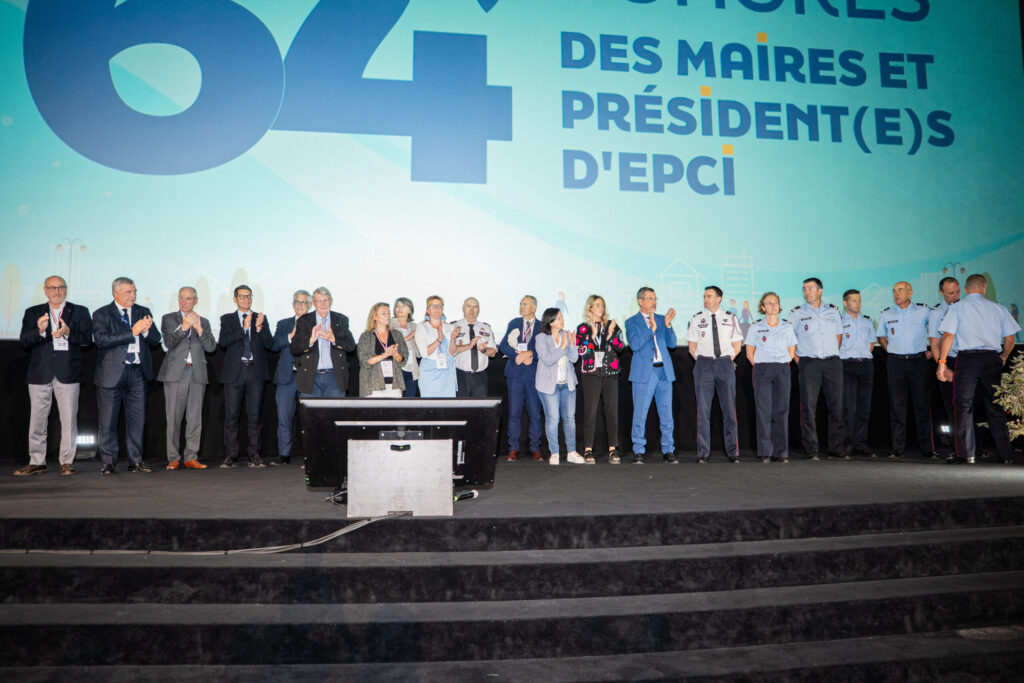 Hommage aux sapeurs-pompiers